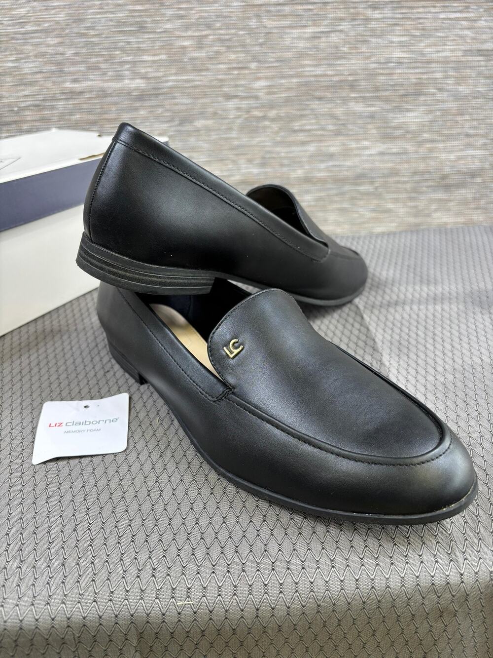 Liz Claiborne Shoes Womens Size 8 Black Loafers Memory Foam Comfort Flats